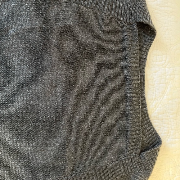 Ann Taylor sweater - Picture 3 of 10